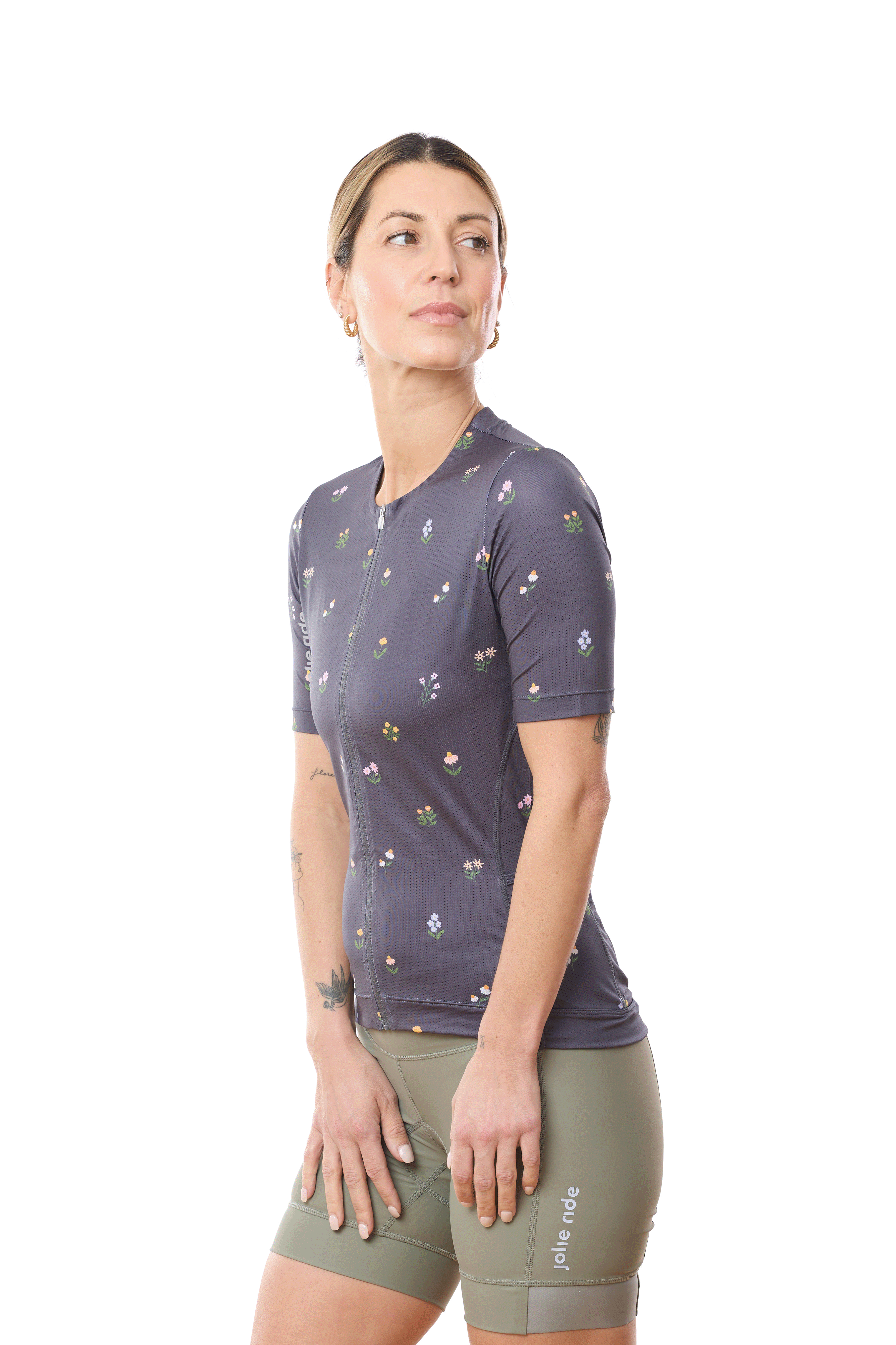 JolieRide Jersey low collar cycling jersey with UV protection & storage pockets (2025)